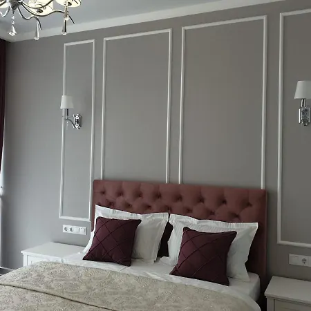 Sunny Near The Sea On Genuezskaya *